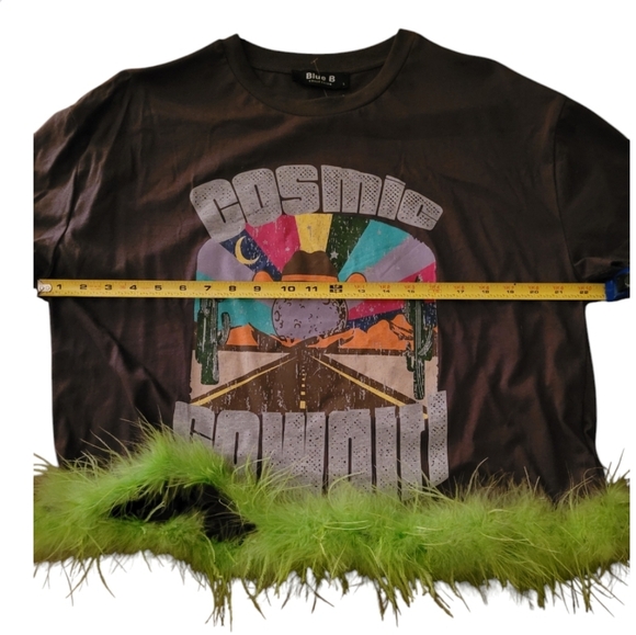 Blue B. Collection Cosmic Cowgirl Feather Boa Hem Gray Lime Green Tee Size Large - Picture 3 of 9